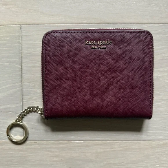 NWT Kate Spade Wallet with Keychain - Picture 2 of 4